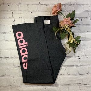 Like new Adidas Essentials Linear Tight